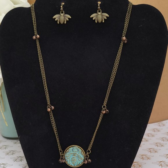 Handmade Antique Bronze Earrings Metal Bumble Bee Hypoallergenic Dangle Hook - Picture 2 of 12